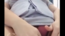 คลิปหลุดไทย พยาบาลอ้วนนมโตลงเวรมาแล้วเงี่ยนหี นั้งช่วยตัวเองกับกางเกงในตัวโปรด