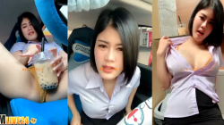 คลิปหลุด Mlive ไทย หลุดนักศึกษากลุ่มลับ แหกโชว์ในรถยนต์ คนดูเล้าโลมให้ไปช่วยตัวเอง เบ็ดหีแล้วเอากล้องจ่อ จิ๋มใหญ่เท่าหน้า