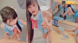 คลิปหลุด Onlyfans tangmoinin น้องแตงโม สาวสวยขาวหมวยเอ็กนมใหญ่น่าเย็ด โม๊คควยทำตายั่วอ้อนเย็ดจับดูดควยเลียหัวก่อนจับเย็ดหียืนซอยหน้ากระจกครางเสียวจับเย็ดหีรัวๆจับแตกใส่ปาก