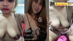 คลิปหลุดMlive JM IDX-84953740 ไลฟ์สดสาวสวยนมห้อยนั่งแหวกหีบีบนมแล้วครางเสียว นั่งติ้วมันๆครางอย่างเด็ด